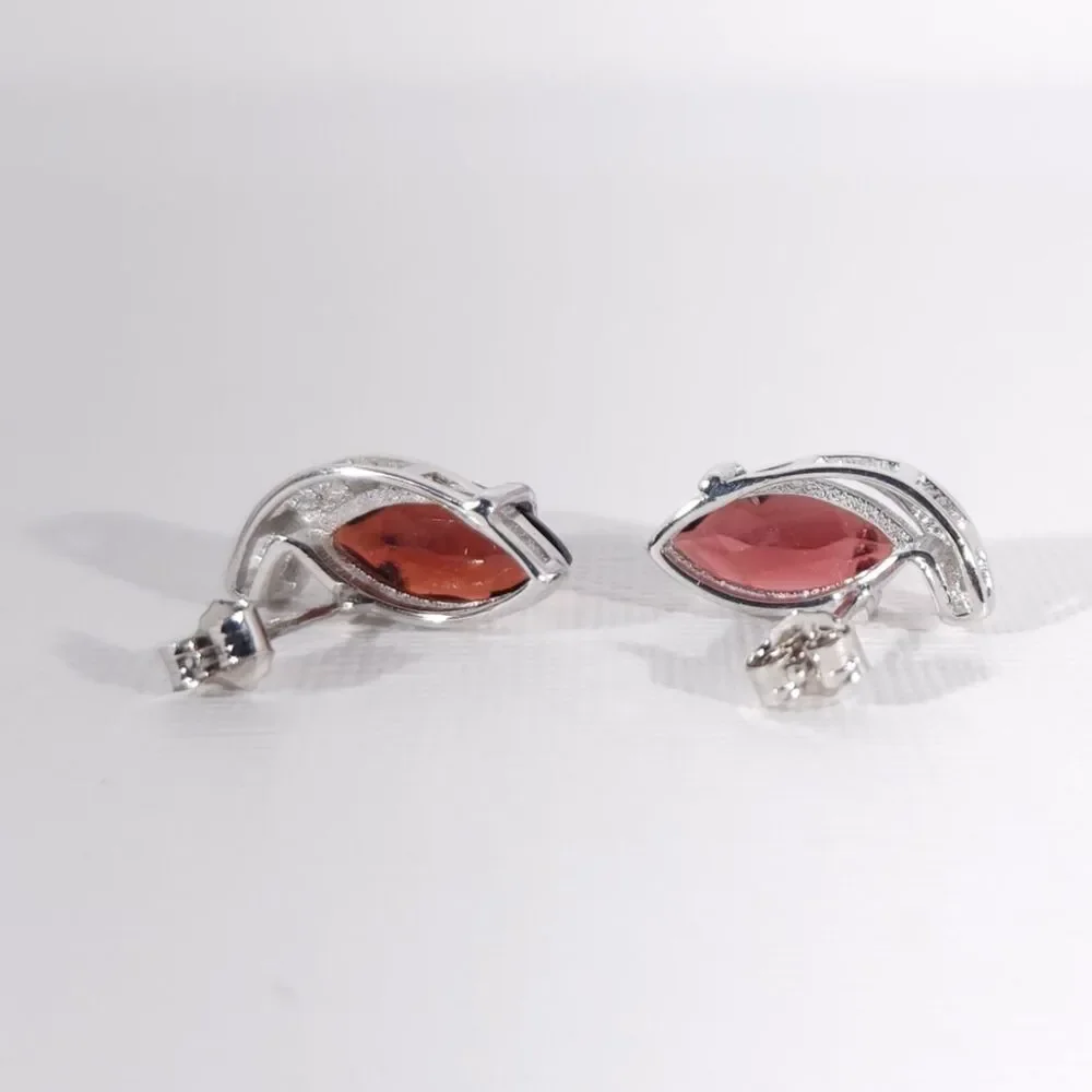 Garnet 3.4 Carats tw Earrings in Sterling Silver
